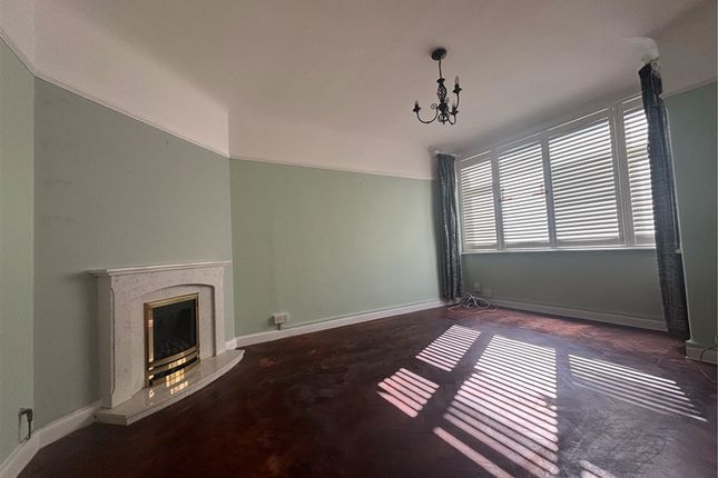 Hawthorn Crescent Cosham, Portsmouth photo 2