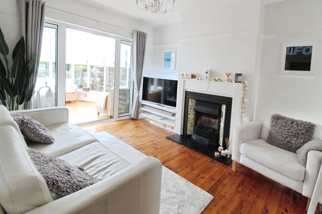 28, Charminster Avenue, West Midlands photo 4