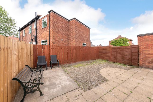 16, West Vallum, Tyne and Wear photo 4