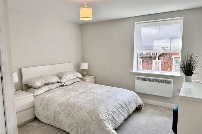 Flat for sale in The Ramparts, Wilton Road, Salisbury, Wiltshire