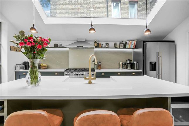 83, Tabley Road, London photo 4