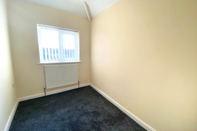 75, Camplin crescent photo 4