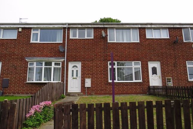 3 bed property to rent in Linden Close, Shildon DL4