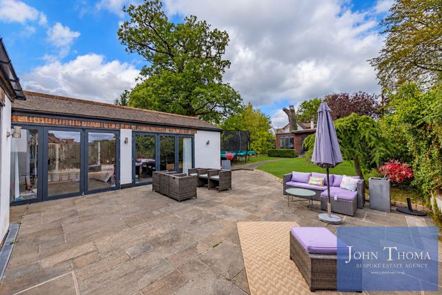 34, Monkhams Lane, Woodford Green photo 4