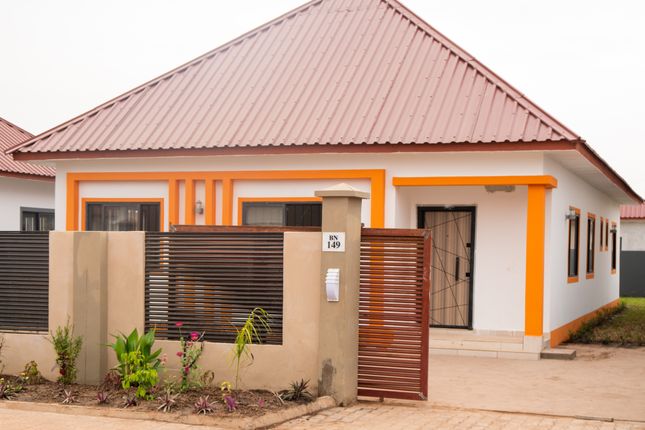 Bungalow for sale in 4 Bed Aisha, Saba Estate, Taf City, Gambia