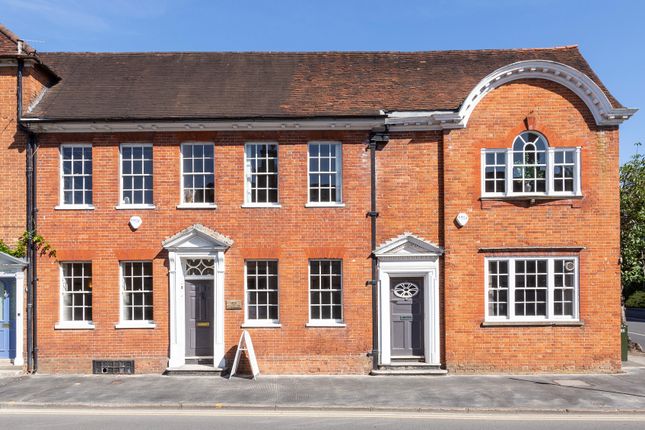 Office to let in Old Chambers, 93/94 West Street, Farnham