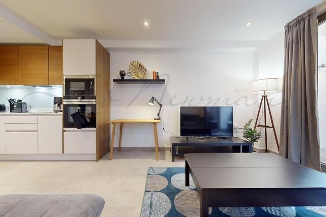 Flat for sale in College Yard, Kentish Town