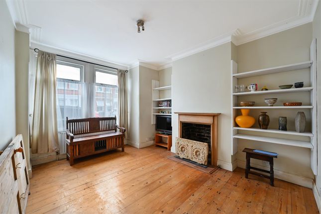 52, University Road, Colliers Wood photo 2