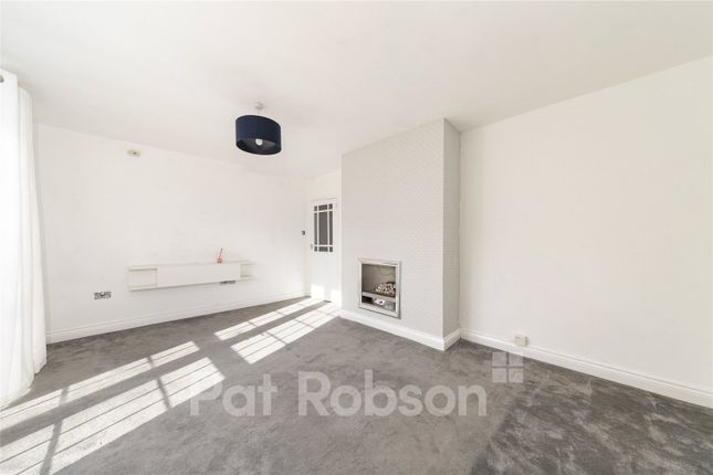 32, Coniscliffe Avenue, Newcastle Upon Tyne photo 3