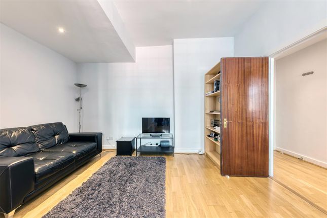 Flat 60A, Hanover Gate Mansions, Park Road, London photo 2