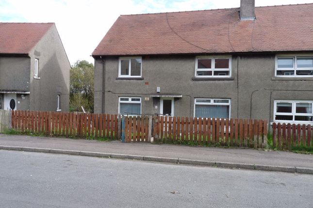 2 bed flat to rent in Fife Road, Greenock PA16