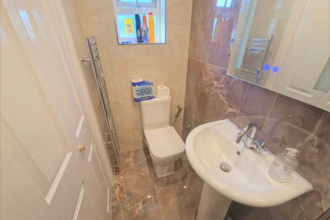 Studio Flat, 7 Derby Road, Derby Road, Luton photo 5