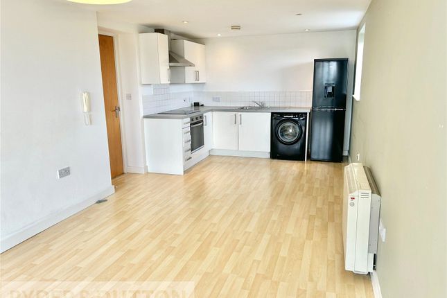 Apartment 25, 31, Lakeside Rise, Greater Manchester photo 4
