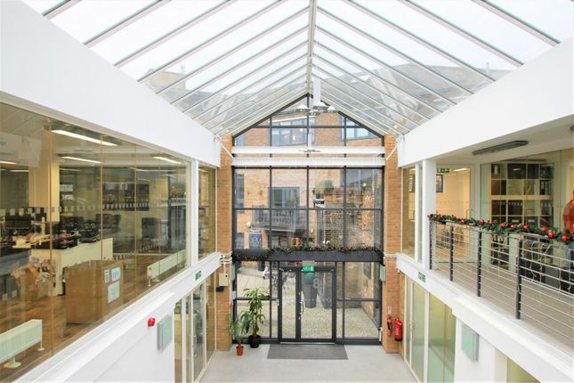Thumbnail Office to let in Unit 16 The Courtyard, Villiers Road, London