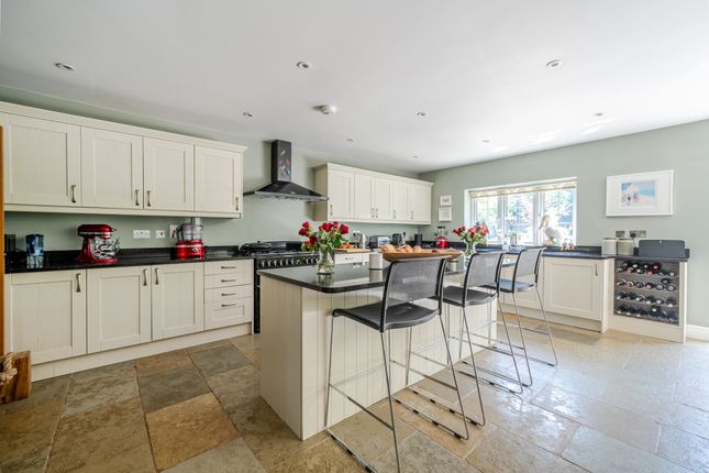 76, Berkeley Avenue, Chesham photo 3