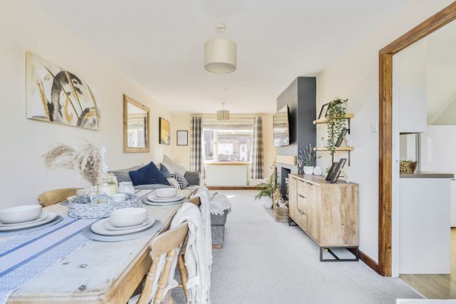 25, Bubwith Road, Somerset photo 4