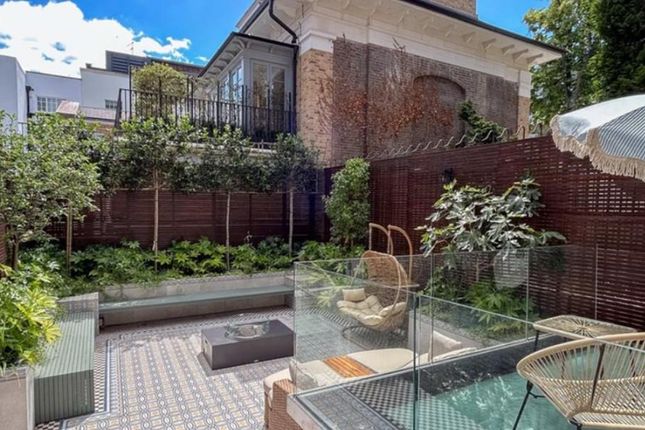 14 Thurloe Place 3.Jpg