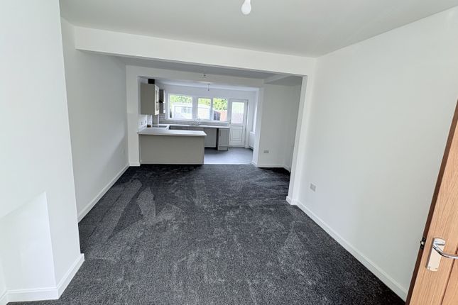58 Aston Road, Aston Road, Hull photo 2