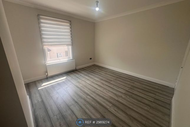 Broomfield Road, Swanscombe photo 5