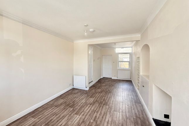 8, George Street, Driffield photo 3
