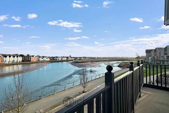 Town house for sale in Waterfront Promenade, Rowhedge, Colchester