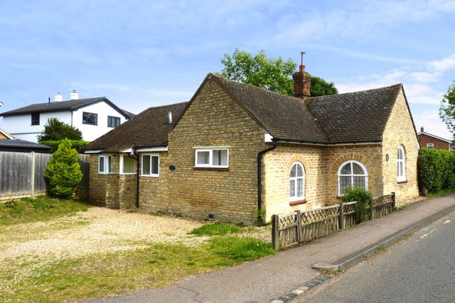 Thumbnail Detached house for sale in Stagsden Road, Bromham