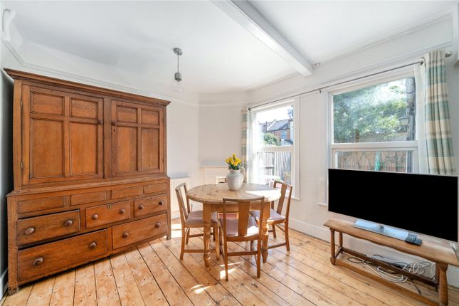 10, Bruce Road, Mitcham photo 3