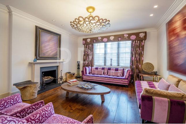 Thumbnail Terraced house for sale in St Katharine's Precinct, London