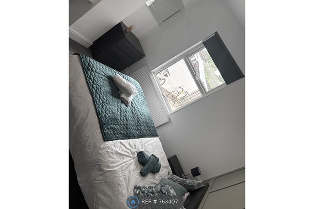Alexandra Road, Stafford photo 5