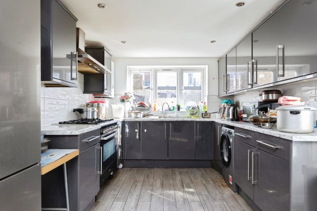 1, Ferndale Road, London photo 3