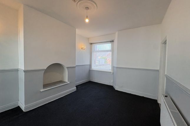 30, Wyre Grove, Blackpool photo 3