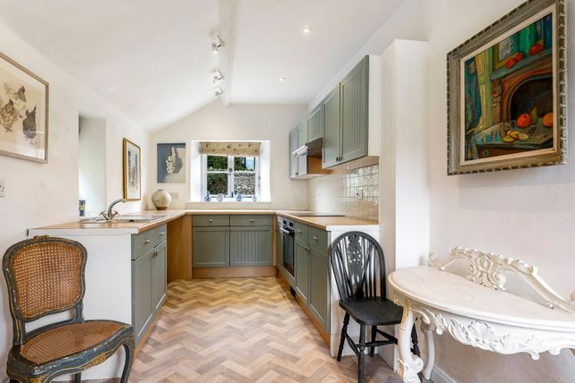 43 Woodmancote, Cirencester photo 4