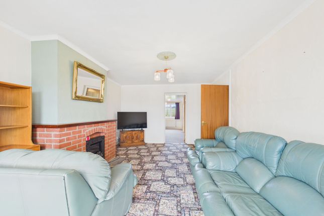 9 Glancleddau, Haverfordwest photo 5