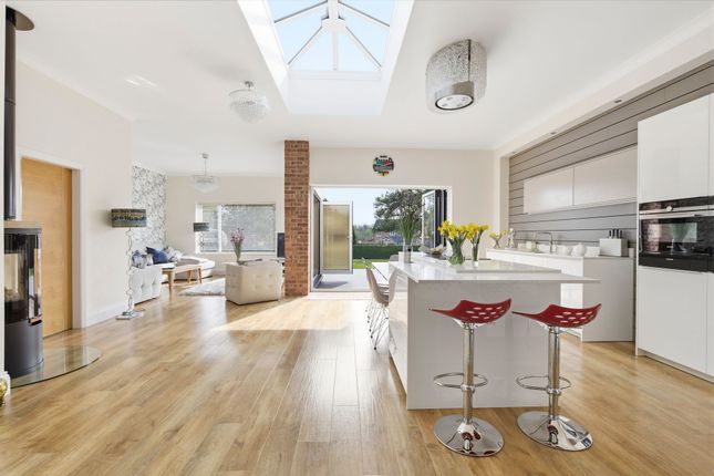 4 Stonebridge Road, Nantwich photo 2