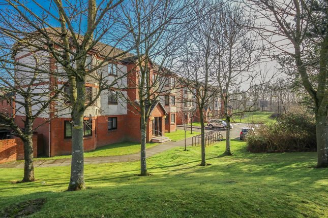 208, Waverley Crescent, Livingston, West Lothian photo 4