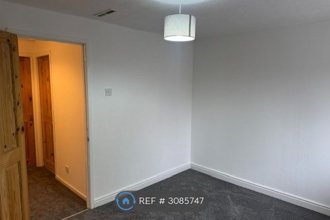 Beechwood, Runcorn photo 5