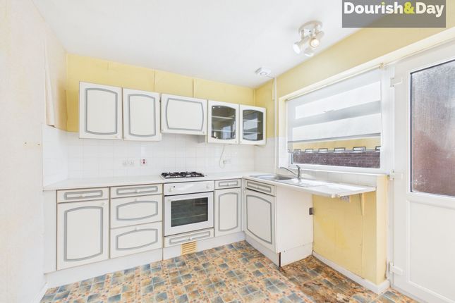 12 Forest Road, Market Drayton photo 3