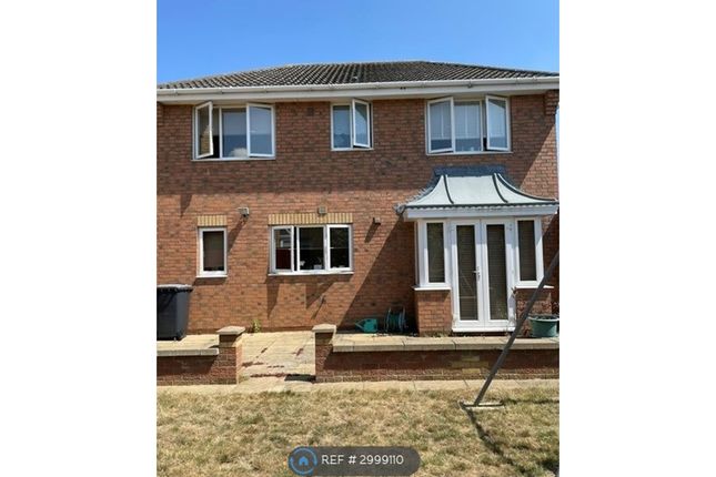 Belton Road, Stanground, Peterborough photo 2