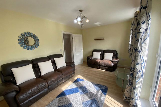 5 Coxwold Close, Leicester photo 3