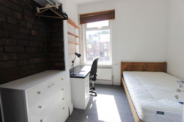 Terraced house to rent in Denham Road, Sheffield