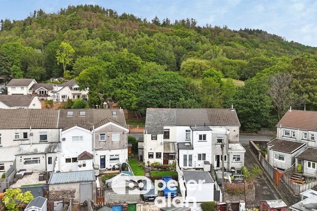 3., Treharne Terrace, Treharris photo 2