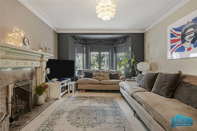63, Hendon Wood Lane, Mill Hill photo 4
