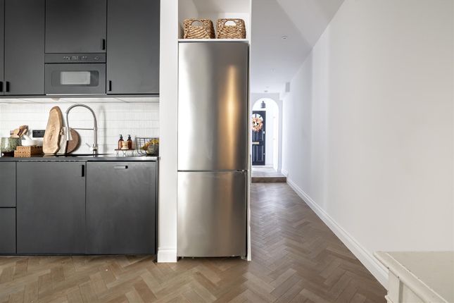 25A, Overstone Road, London photo 3
