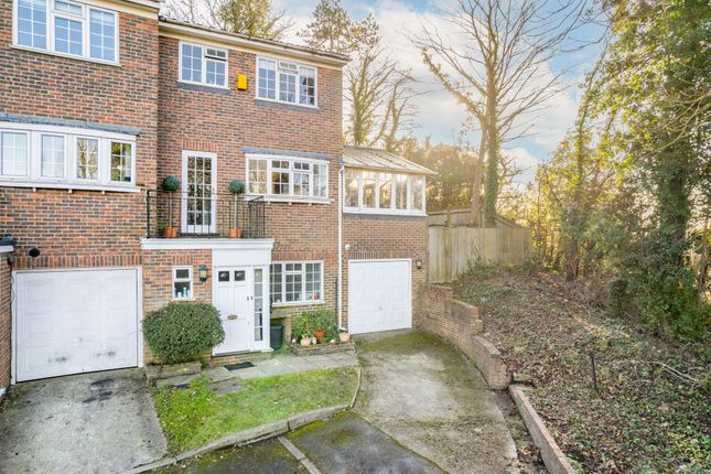 End terrace house for sale in Hillview Close, Purley