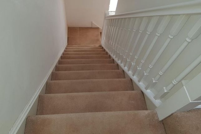 35, Sutherland Close, Telford photo 5