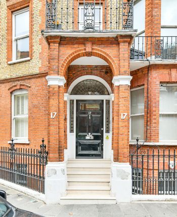 Thumbnail Terraced house for sale in Cresswell Gardens, London