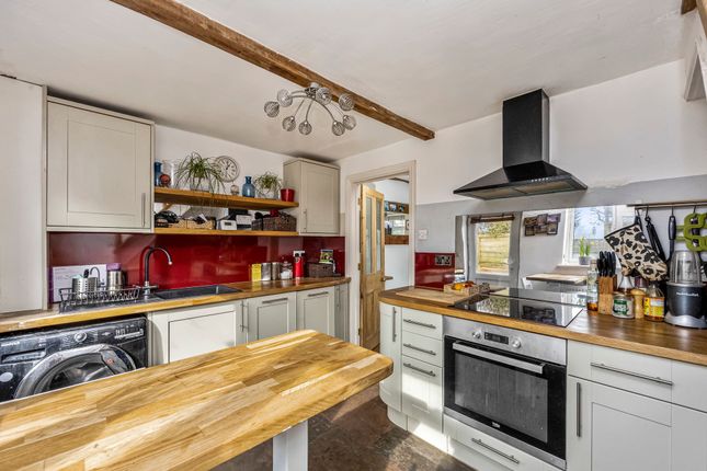 27 Charlton Street, Steyning photo 3