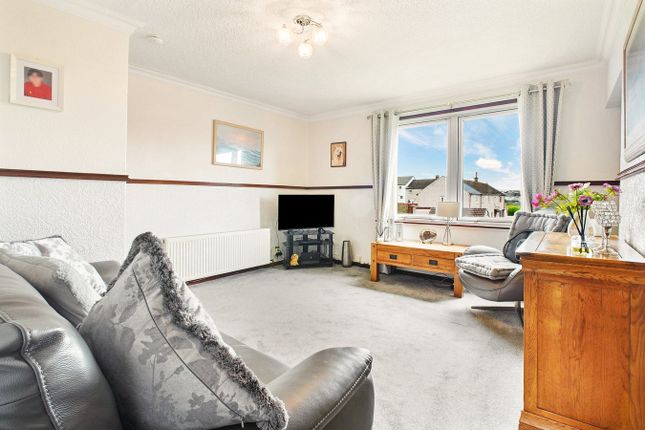 63, Elm Drive, Johnstone photo 2