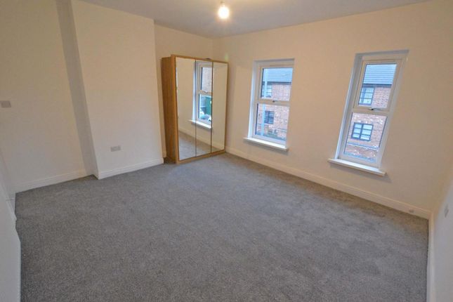 Terraced house for sale in Oxford Street, Rugby