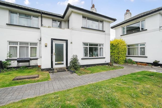 2-bed maisonette on 9 KENDRICK COURT, Town Centre / Hospital / University Area, Reading, £300,000